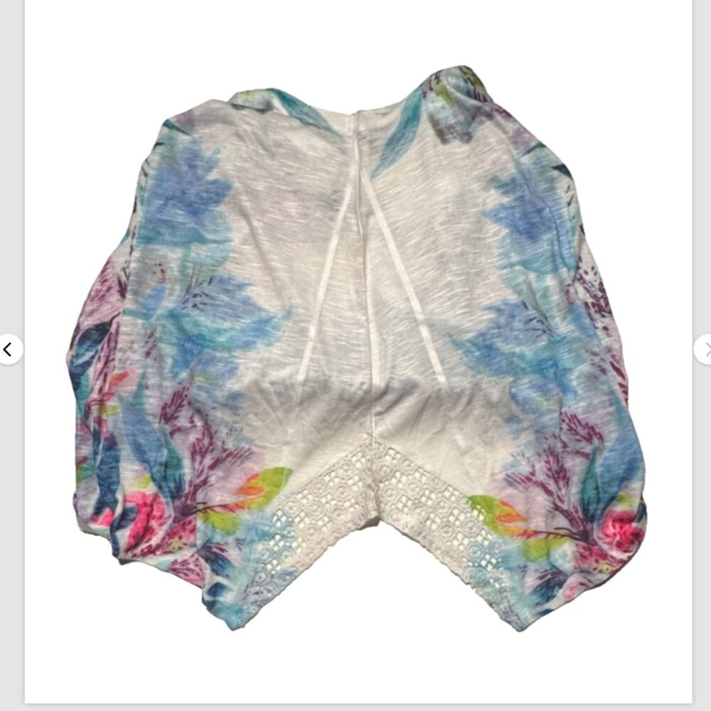 (XL) TIME & TRU Beautiful Floral Tank Top w/ Sparkling Studs and Bits of Lace - Picture 4 of 8